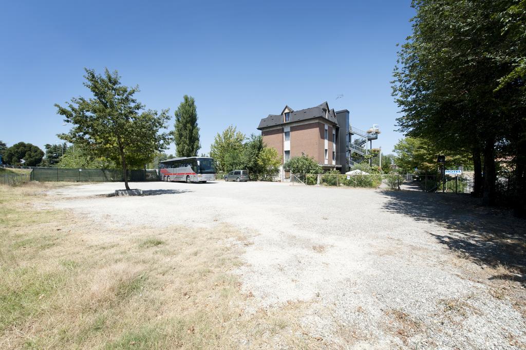 Hotel Caselle San Lazzaro di Savena Exterior photo